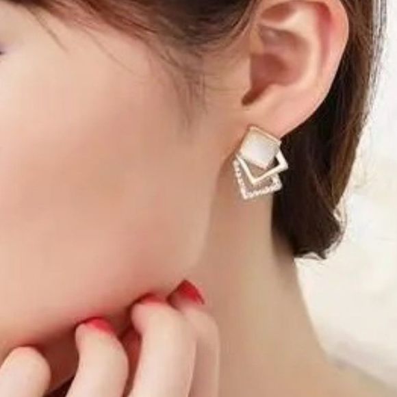 Gold Tone Square Faux Cat Eye Stone Rhinestone Alloy Earring - Picture 2 of 4